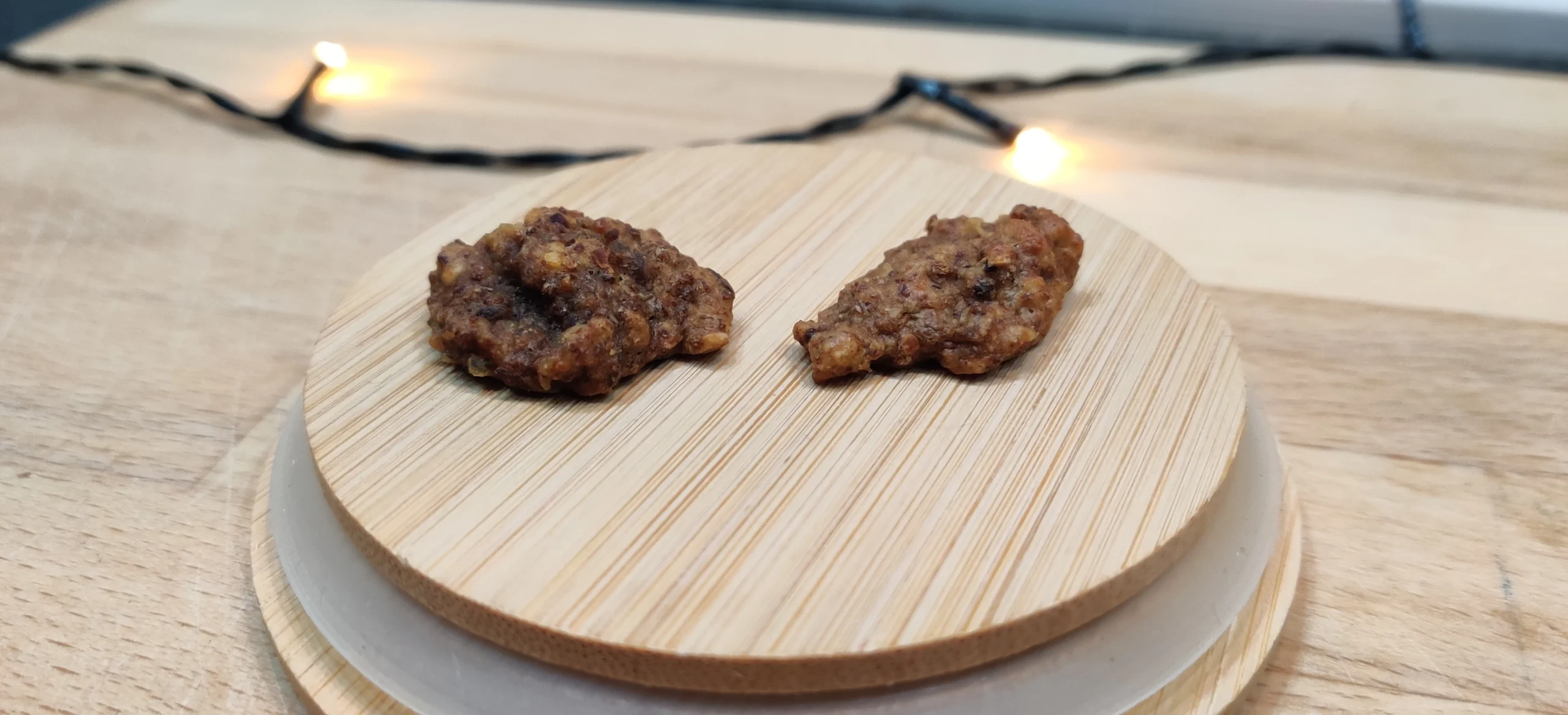 Bilde av ferdige hundekjeks